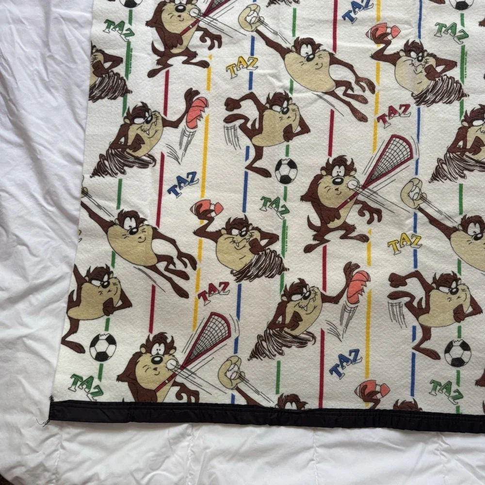 1984 Warner Brothers Taz Tasmanian Devil Throw blanket Vintage New 45x60